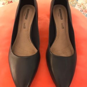Clarks Linvale Jerica classic pump